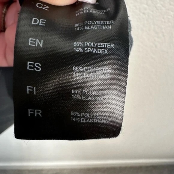 Kuhl Men’s Renegade Short Sleeve Button Down Skirt in Carbon Grey Size Large - Picture 9 of 10